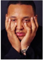 ragazzo moro pelle scura