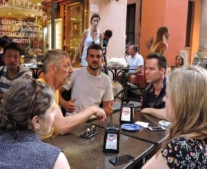 students of cultura italiana bologna talking italian language in aperitivo